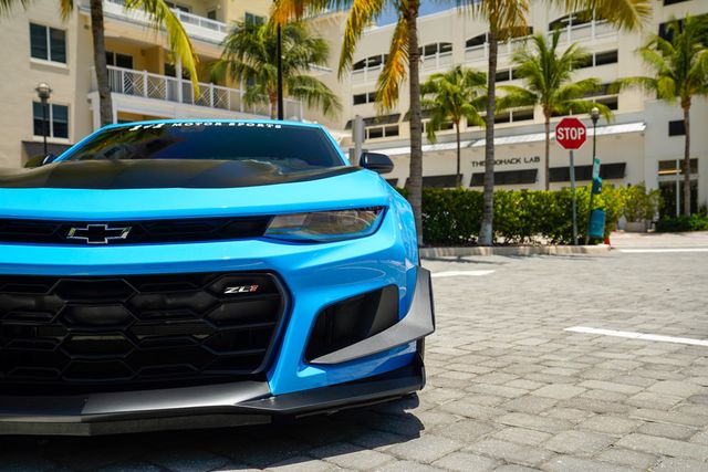 2023 Chevrolet Camaro 2dr Coupe ZL1 - 22883443 - 3