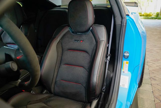 2023 Chevrolet Camaro 2dr Coupe ZL1 - 22883443 - 54