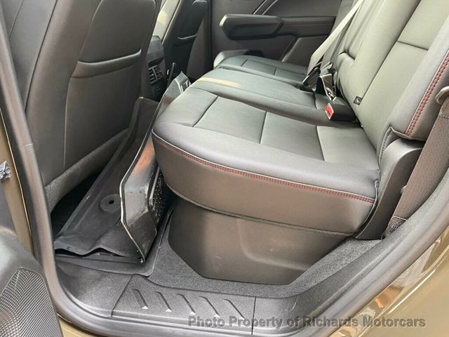 2023 Chevrolet Colorado 4WD Crew Cab Z71 - 22911944 - 14