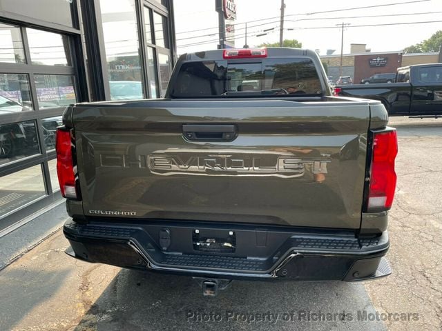 2023 Chevrolet Colorado 4WD Crew Cab Z71 - 22911944 - 6