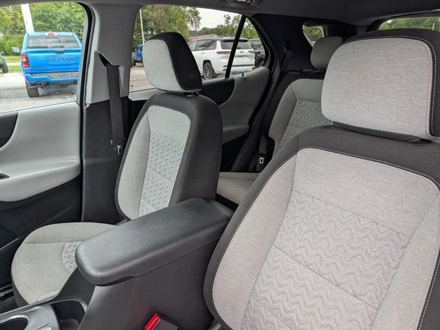 2023 Chevrolet Equinox FWD 4dr LT w/1LT - 22904458 - 17