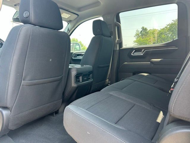 2023 Chevrolet Silverado 1500 4WD Crew Cab 147" LT Trail Boss - 22936890 - 19