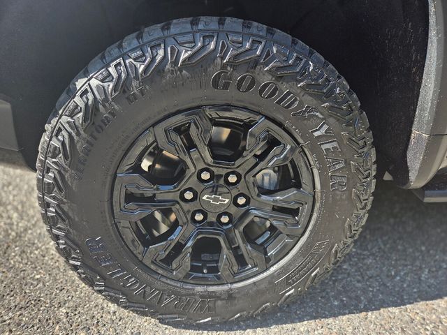 2023 Chevrolet Silverado 1500 4WD Crew Cab 147" ZR2 - 22928261 - 16