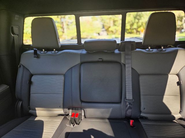 2023 Chevrolet Silverado 1500 4WD Crew Cab 147" ZR2 - 22928261 - 23