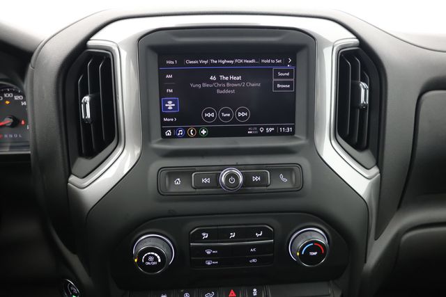 2023 Chevrolet Silverado 1500 4WD Crew Cab 157'' Custom with 4'' Round Assist Steps - 22939264 - 12