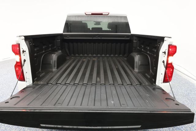 2023 Chevrolet Silverado 1500 4WD Crew Cab 157'' Custom with 4'' Round Assist Steps - 22939264 - 16
