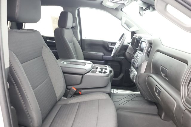 2023 Chevrolet Silverado 1500 4WD Crew Cab 157'' Custom with 4'' Round Assist Steps - 22939264 - 18