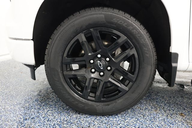 2023 Chevrolet Silverado 1500 4WD Crew Cab 157'' Custom with 4'' Round Assist Steps - 22939264 - 5
