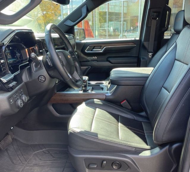 2023 Chevrolet Silverado 1500 High Country - 22940307 - 13