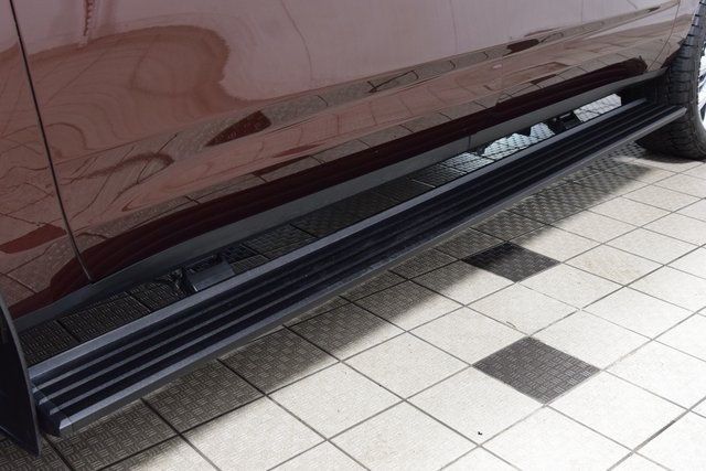 2023 Chevrolet Suburban 4WD 4dr High Country - 22888393 - 21