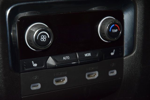 2023 Chevrolet Suburban 4WD 4dr High Country - 22888393 - 37