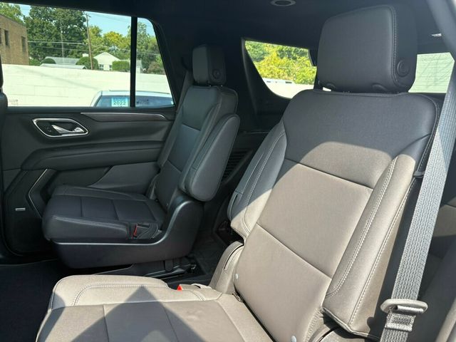 2023 Chevrolet Tahoe LuxuryPkg/4WD/DriverAlertPkg/BlindZoneAlert/LaneKeepAssist/NAV - 22913027 - 16