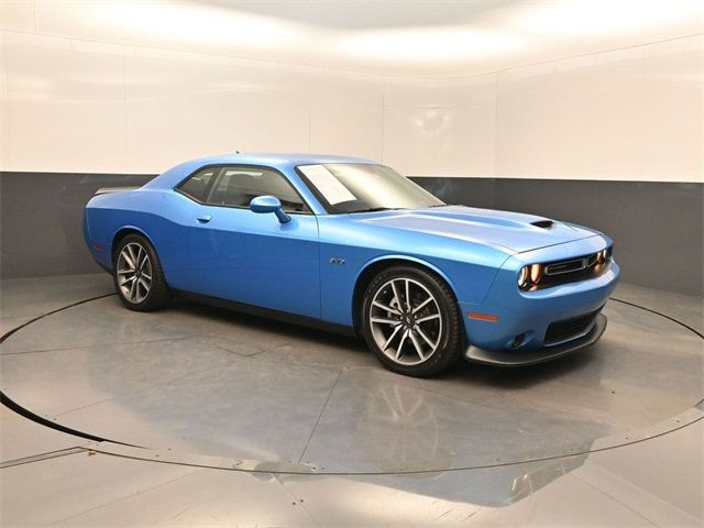 2023 Dodge Challenger R/T RWD - 22885409 - 28