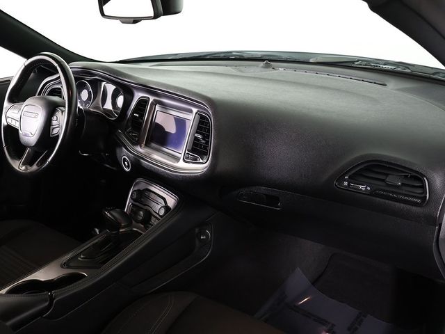 2023 Dodge Challenger SXT RWD - 22932170 - 21