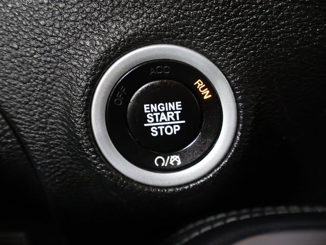 2023 Dodge Challenger SXT RWD - 22932170 - 33