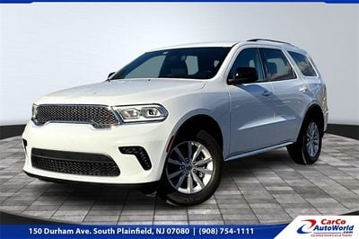 2023 Dodge Durango SXT's photo