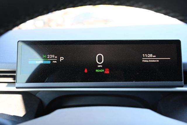 2023 Fisker Ocean One AWD with 360-Mile Range - 22936537 - 12