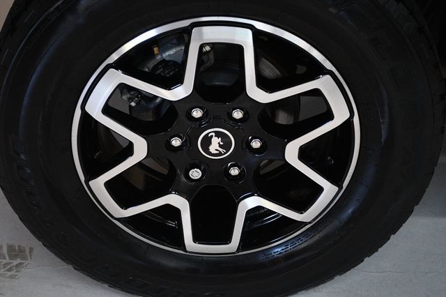 2023 Ford Bronco Outer Banks 4 Door 4x4 - 22880375 - 24
