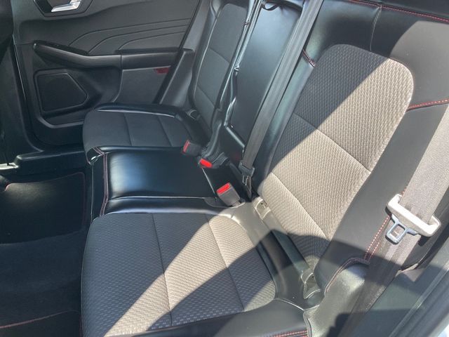 2023 Ford Escape ST-Line - 22892520 - 26