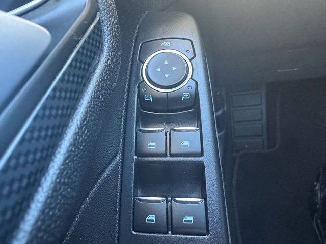 2023 Ford Escape ST-Line - 22928375 - 15