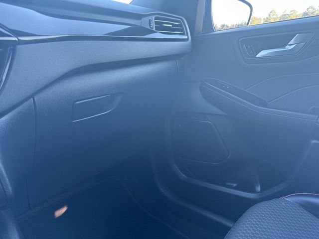 2023 Ford Escape ST-Line - 22928375 - 23