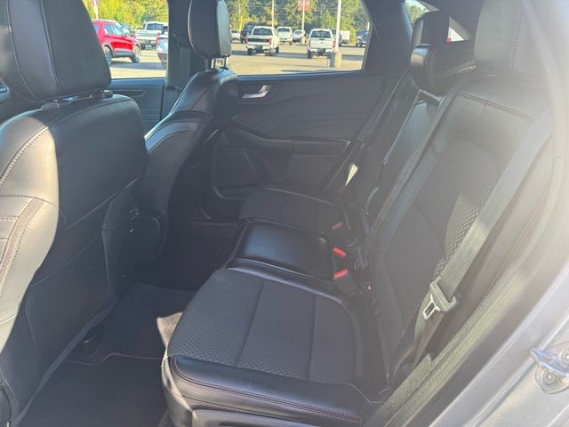 2023 Ford Escape ST-Line - 22928375 - 25