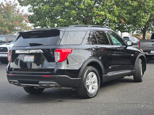 2023 Ford Explorer XLT 4WD - 22932522 - 3