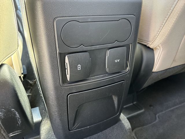 2023 Ford Explorer XLT 4WD - 22800076 - 18
