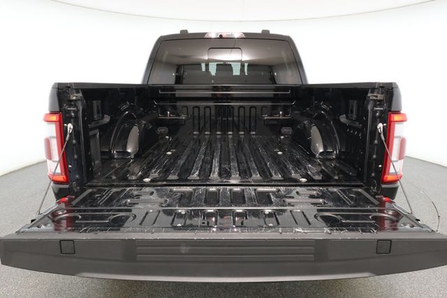 2023 Ford F-150 Raptor 4WD SuperCrew 5.5' Box with Exterior Graphics Package - 22899861 - 18