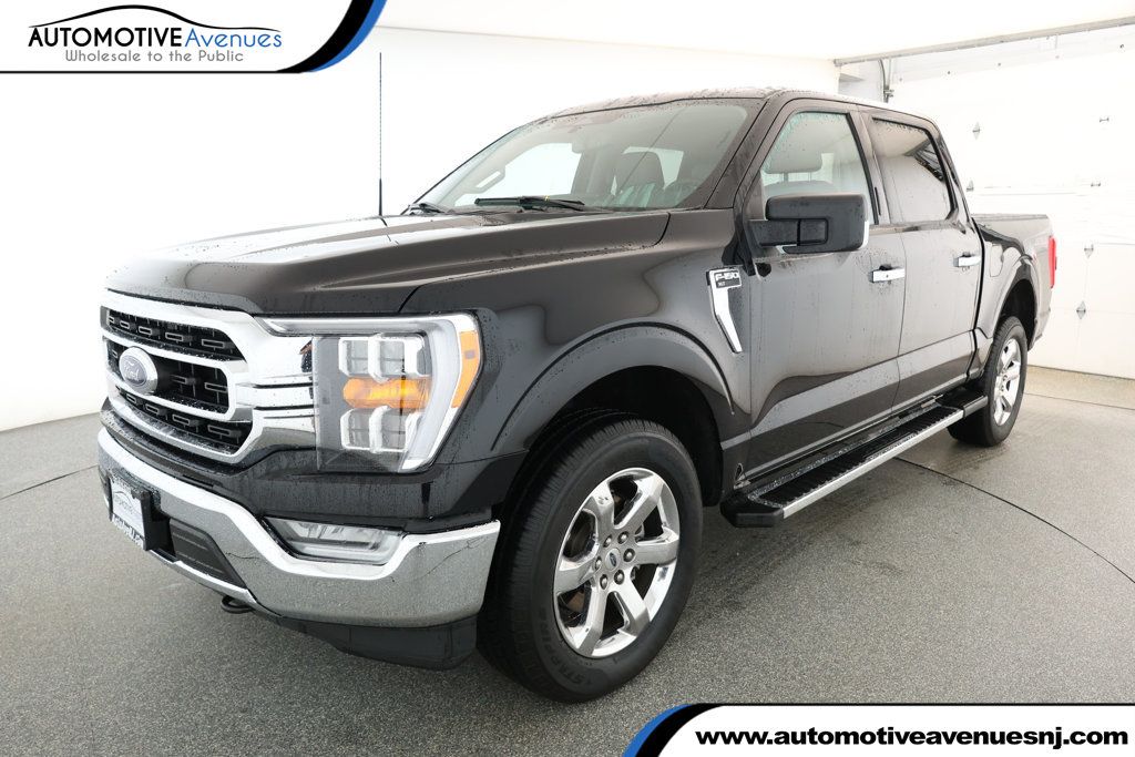 2023 Ford F-150 XLT 4WD SuperCrew 5.5' Box w/ Equipment 302A & 3.5L EcoBoost - 22918335 | Video 1