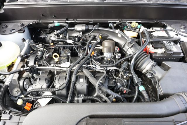 2023 Ford Maverick XLT Advanced AWD SuperCrew - 22939896 - 24