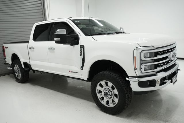 2023 Ford Super Duty F-350 SRW LARIAT 4WD Crew Cab 6.75' Box - 22921721 - 2