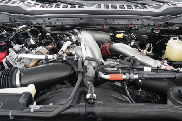 2023 Ford Super Duty F-350 SRW LARIAT 4WD Crew Cab 6.75' Box - 22921721 - 34