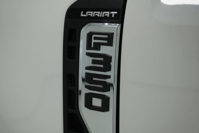 2023 Ford Super Duty F-350 SRW LARIAT 4WD Crew Cab 6.75' Box - 22921721 - 6