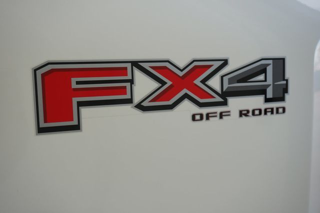 2023 Ford Super Duty F-350 SRW LARIAT 4WD Crew Cab 6.75' Box - 22921721 - 8