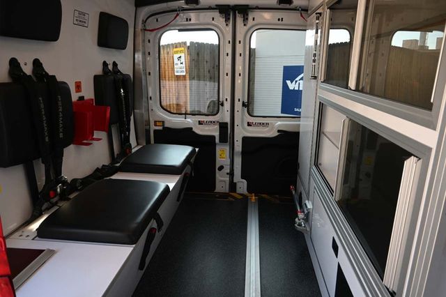 2023 Ford Transit Cargo Van XL Medium Roof - 22922595 - 24