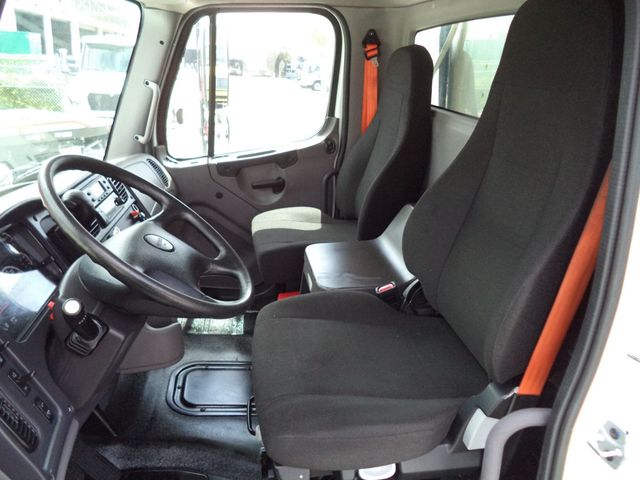 2023 Freightliner Business Class M2 106 w/ 26ft Refrigerated Box Truck Thermo King T-680 Reefer - 22892330 - 38