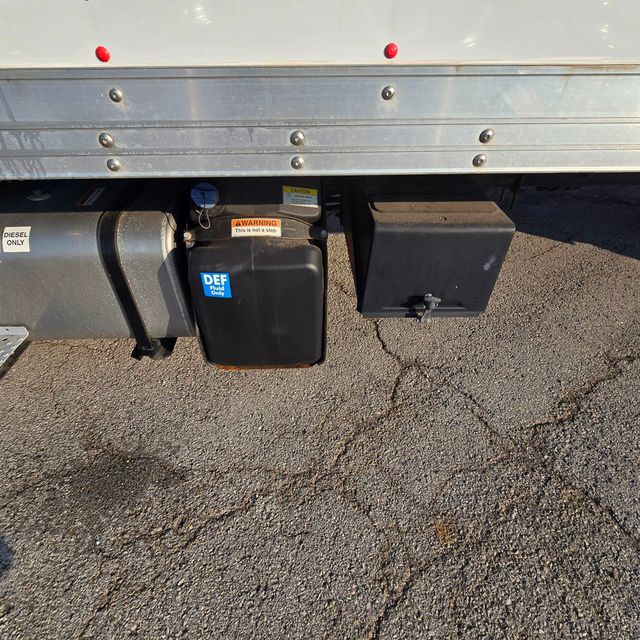 2023 Freightliner M2 106  - 22591323 - 10