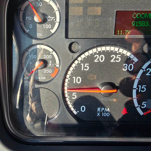 2023 Freightliner M2 106  - 22591323 - 14