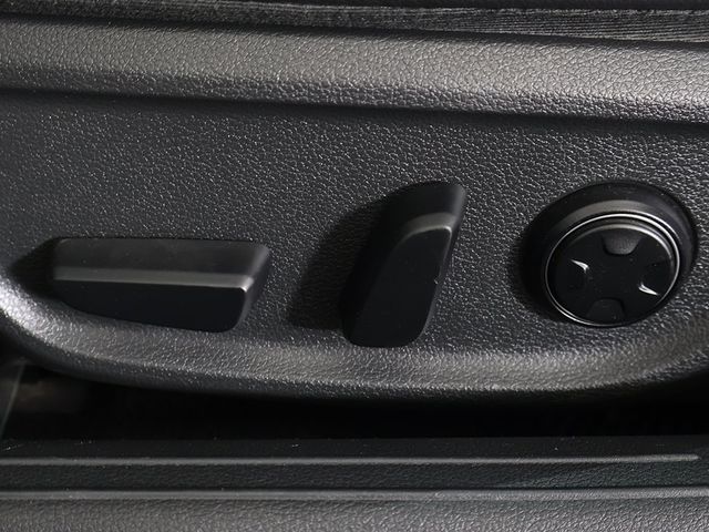 2023 Genesis G70 2.0T AWD - 22918226 - 35