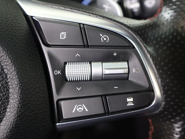 2023 Genesis G70 2.0T AWD - 22918226 - 46