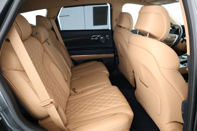 2023 Genesis GV80 3.5T AWD with Advanced and Prestige Packages - 22890051 - 23