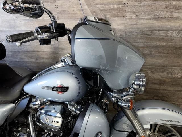 2023 Harley-Davidson FLHTCUTG Triglide Ultra Classic One Owner! - 22928274 - 3