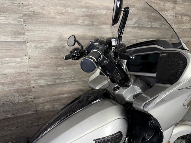 2023 Harley-Davidson FLTRXSE Road Glide CVO SUPER CLEAN! - 22892329 - 8
