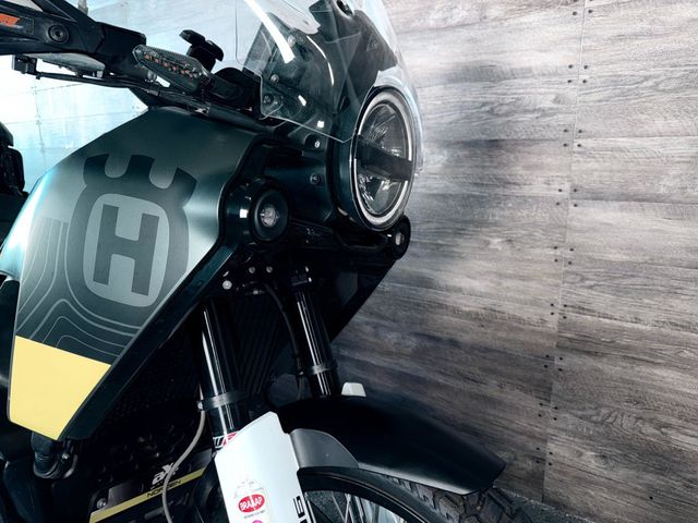 2023 Husqvarna Norden 901 LOW MILES! - 22884073 - 4