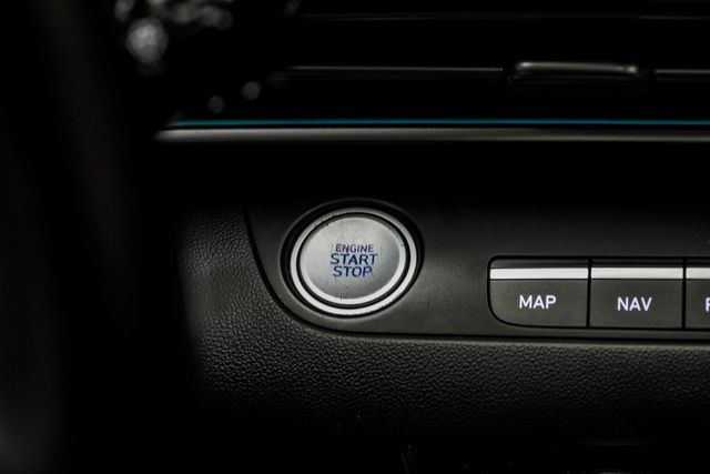 2023 Hyundai Elantra Limited IVT - 22936072 - 18