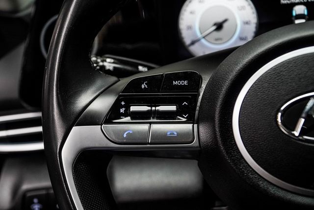 2023 Hyundai Elantra Limited IVT - 22936072 - 24