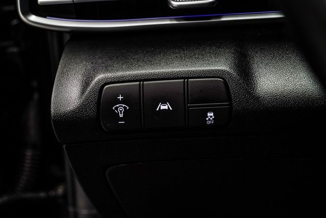 2023 Hyundai Elantra Limited IVT - 22936072 - 25