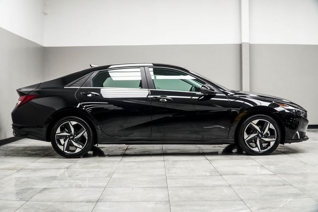 2023 Hyundai Elantra Limited IVT - 22936072 - 5
