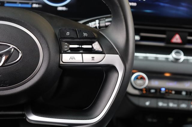 2023 Hyundai Elantra Limited IVT - 22903049 - 31